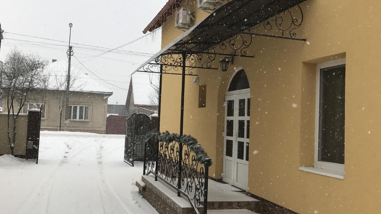 Міні Готель Вілла Вікторія ベレホヴェ エクステリア 写真